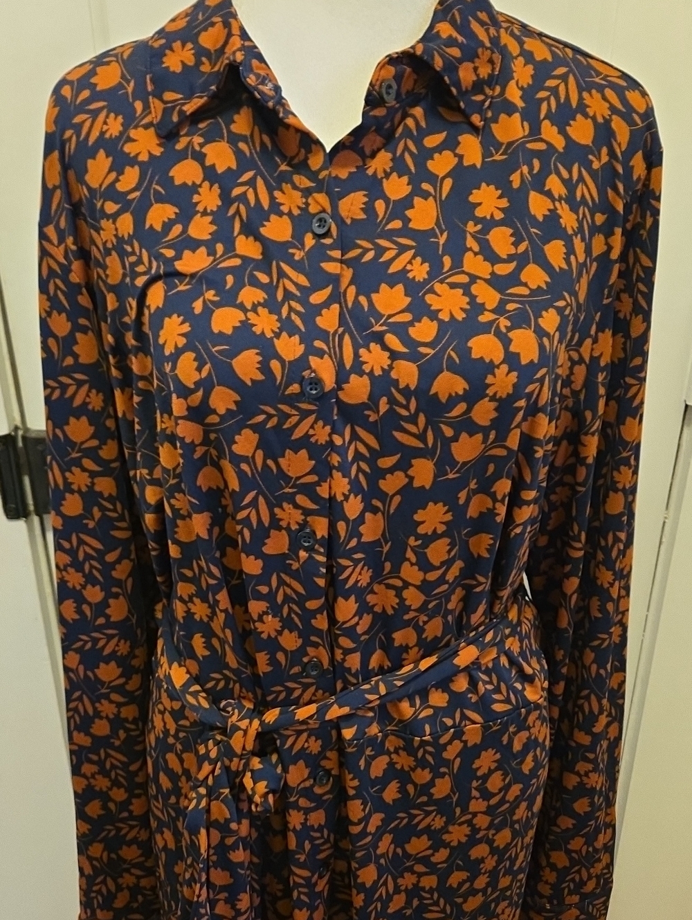 Eloquii Navy and Rust Floral Tie-Waist Maxi Shirt Dress Size 20 - Picture 2 of 9